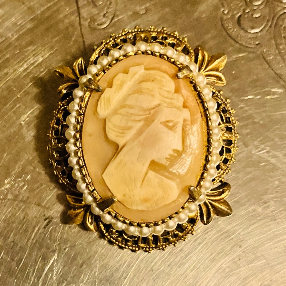 💖Beautiful 14kG.E Real Cameo!Beautiful Timeless,Alluring and Classy!No Flaws💖